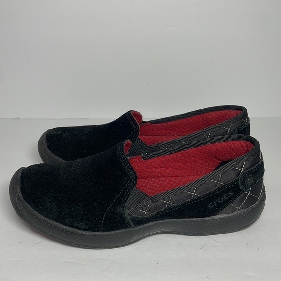 Crocs Women’s Suede Slip-On Shoes Black 8 - Picture 4 of 8